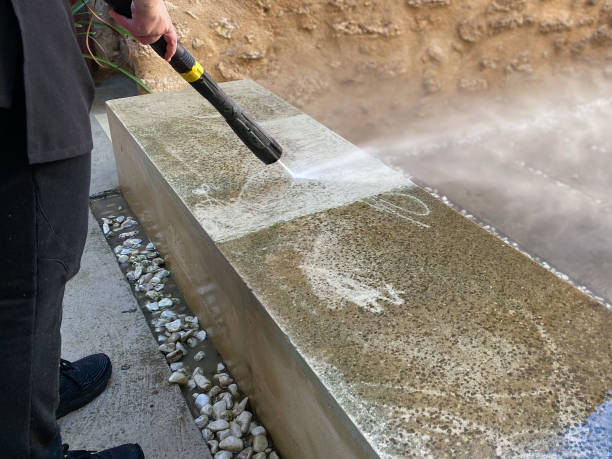 Best Residential Pressure Washing Services  in Montevideo, MN