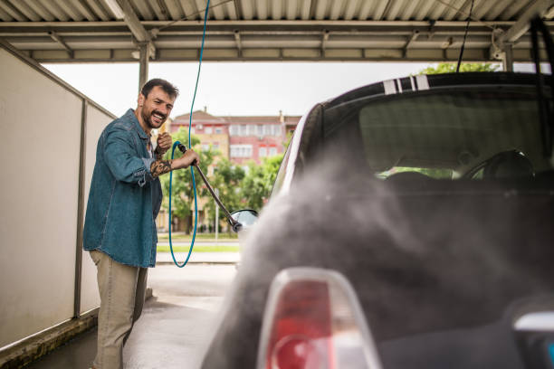 Best Commercial Pressure Washing  in Montevideo, MN